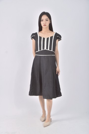 (M) iris質感羊毛收腰灰色洋裝