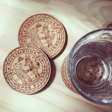 【2入】台灣檜木杯墊 天然實木 入厝禮物 / 動物好朋友 /