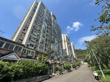 青春嶺日系無印風三房車面山景美宅｜新北市汐止區伯爵街