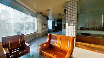 大順輕軌四房住辦大樓｜高雄市三民區大順二路