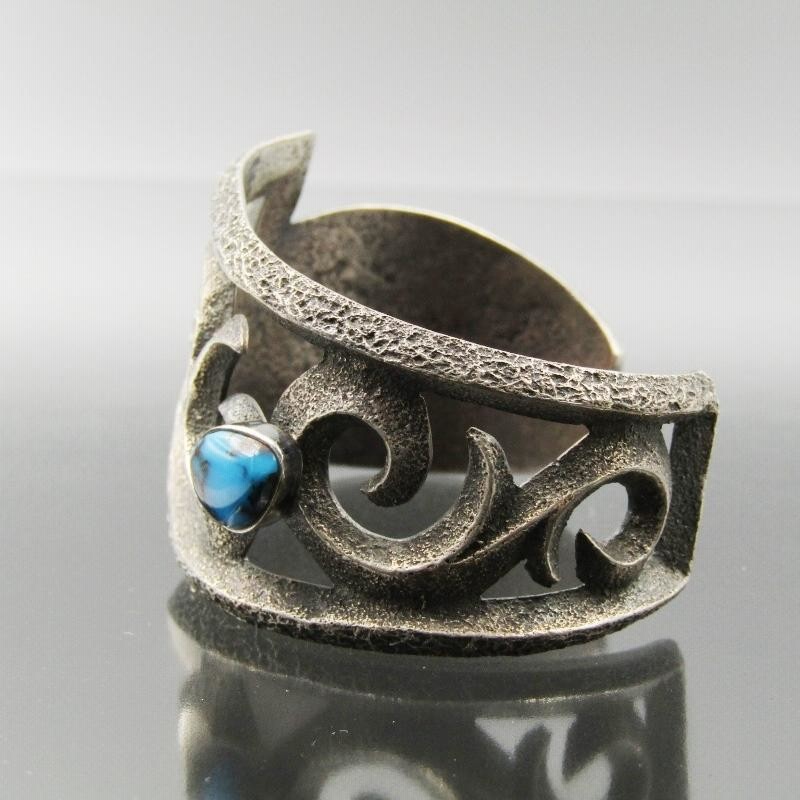 美品 Aaron Anderson ナバホ族 バングル ビズビー ターコイズ 美品 Aaron Anderson ナバホ族 バングル ビズビー ターコイズ