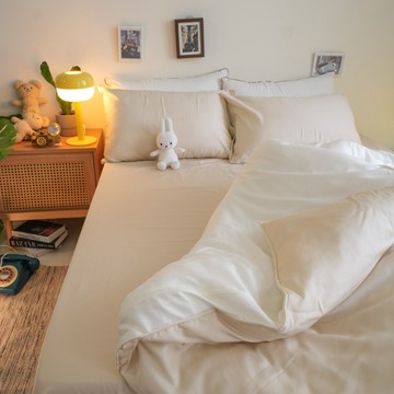 anna home 棉床本舖 天絲60支床包 + 枕套 2個  靠奶茶續命的一天  Queen Size(186 x 180cm)