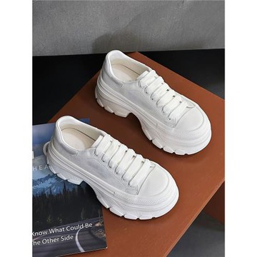 早春款厚底松糕鞋女2025新款配闊腿褲小個子增高鞋爆款真皮小白鞋