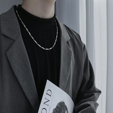 項鏈男潮嘻哈小眾個性吊墜搭配衣服簡約百搭掛件鈦鋼男士鎖骨鏈女