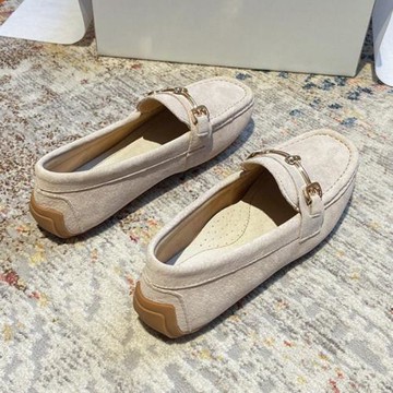 真皮豆豆鞋春秋2025年新款百搭軟底休閑鞋孕婦鞋一腳蹬平底單鞋女