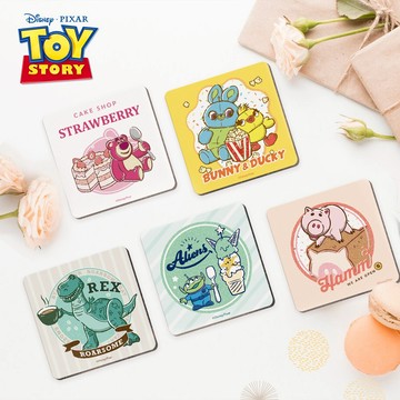 【收納王妃】Disney 迪士尼 軟式珪藻土杯墊 玩總 草莓蛋糕 杯墊 吸水墊 (2入/組) (10x10x0.5cm)