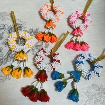 茉莉花小花圈 長14 公分 玫瑰花圈 泰國花 四面佛許願還願供品 造景花 佛桌花擺飾 佈置花 萬壽菊五色花 皇家泰國用品