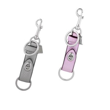 COACH 轉釦設計金屬色荔枝皮革吊飾/鑰匙圈(任選) CP616