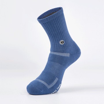 LOGO刺繡運動中筒襪 - 藍(M、L、XL)