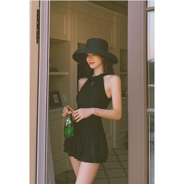✨現貨速發✨韓國 泳衣女 連體保守連體泳衣 性感露背網紅時尚泡澡服 遮肚顯瘦泳裝女 溫泉游泳 海邊泳衣 沙灘泳裝