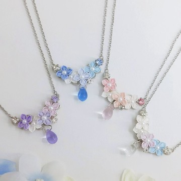 繡球花與雨滴項鍊 (つまみ細工*訂製商品)