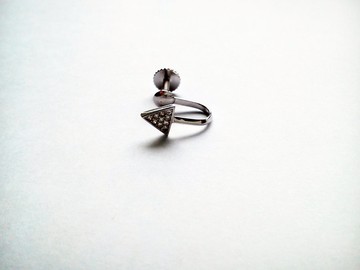 純銀螺絲夾耳環_左耳