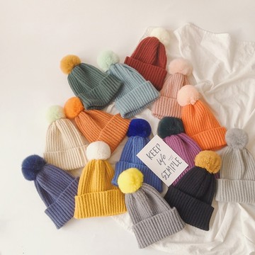 Baby童衣 韓版俏皮可愛毛球針織帽 兒童撞色針織毛線帽 冬季球球保暖毛帽 11782