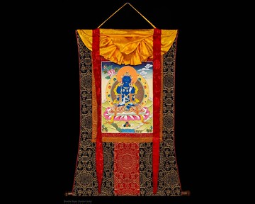 神聖的金剛持畫像  引導神聖力量與智慧