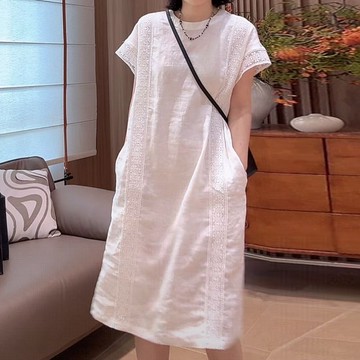 2026夏季新款設計感小衆長裙 花邊鏤空顯瘦連衣裙女 韓版簡約時尚洋氣裙子潮 中長款寬鬆大碼舒適親膚連衣裙