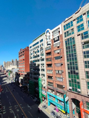 新竹巨城商圈正民生路商二優質店面透天｜新竹市東區民生路