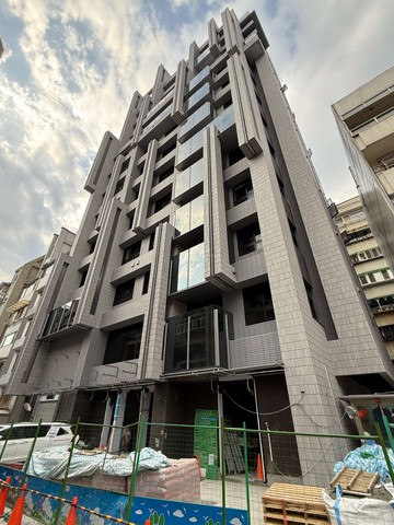 榮華特區璞園袖里春露台戶2+1房住商潔瑜｜台北市北投區榮華一路