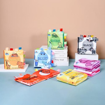 寶貝顏色認知標簽布書嬰兒早教視覺激發可咬響紙書本