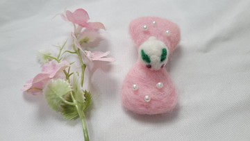羊毛氈可愛雪兔粉紅色小髮夾