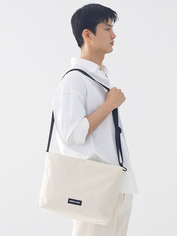 Da Moon Cross Bag