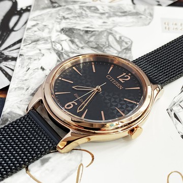 CITIZEN 星辰 Eco-Drive光動能 簡約個性米蘭時尚腕錶-32mm/EM0509-87E