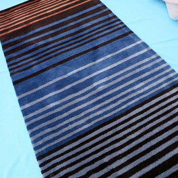 ESPRIT手工壓克力地毯-凡賽斯 70x140cm 藍/紅 凡賽斯 70x140cm 藍