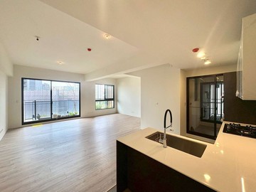 【鉅虹水岸岩】高CP質感大客廳3改2房加上雙平車位｜台中市北屯區南興一路