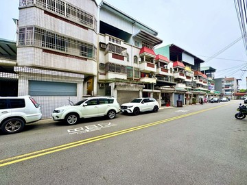 大里軟體園區旁.大面寬.雙車透天.｜台中市大里區公園街