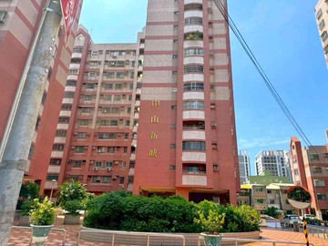 鳳山國中捷運站旁"中山新城"優質美三房已租平車｜高雄市鳳山區中山東路