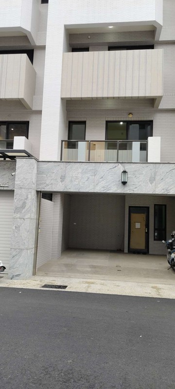 大社全新未住/有孝親房臨路/面寬雙車墅｜高雄市大社區大吉路