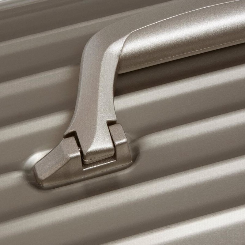 正規品]送料無料 5年保証付き RIMOWA TOPAS TITANIUM BEAUTY