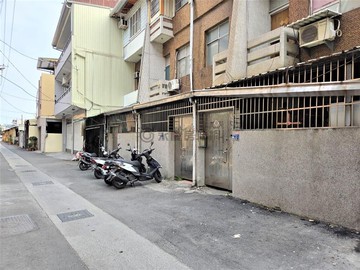 鳳山車站│大東捷運站│活巷寧靜│低總價透天｜高雄市鳳山區鳳松路