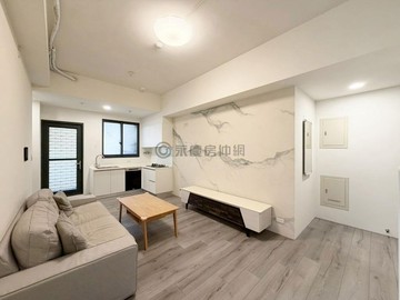 屋主誠意出售~允將福砌優質大兩房平車｜台中市大里區鐵路街