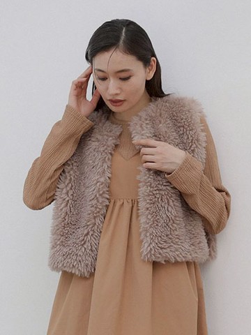 時尚短款蓬鬆人造毛背心(6P43L0X0500) - Green Parks