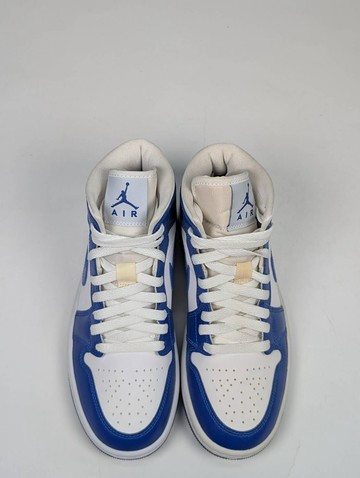 微瑕疵-左右腳中底鞋底鞋帶色差鞋舌環泛黃 BQ6472-104 W6 AIR JORDAN 1 MID WMNS '' KENTUCKY BLUE '' 肯塔基藍 女鞋 男女段