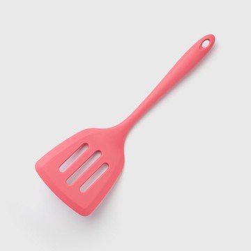 《Taylors Eye Witness》矽膠濾油鍋鏟-莓粉30cm-- 炒菜鏟