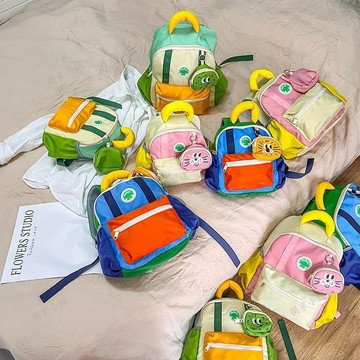 💖臺灣出貨💖兒童雙肩包幼兒園新款卡通寶寶輕便小學生可愛書包女孩出遊揹包040c