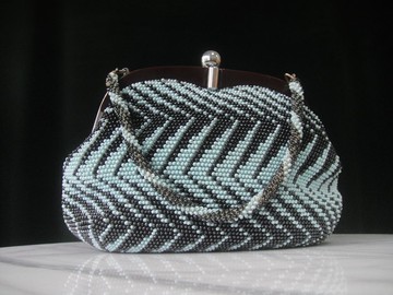 輝煌年代 OLD ERA _早期二手台灣製手工製貴夫人珠珠包