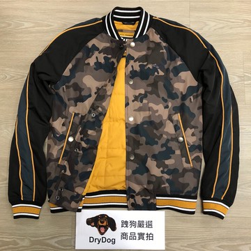 跩狗嚴選 極度乾燥 Superdry 橫須賀 老虎 刺繡 黑色 迷彩 拼接棒球外套 Baseball 夾克