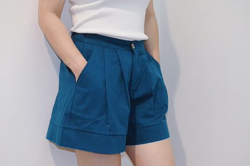 Flat 135 X 台灣設計師系列 質感休閒短褲 顯瘦 100%純棉挺布