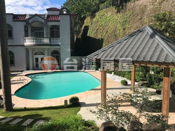 陽明山隱世大器帝王景觀泳池別墅｜台北市北投區登山路