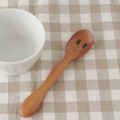 木製　ニコニコ　キッズスプーンスプーン デザートスプーン 木のカトラリー キッズ食器 こども食器 天然木 ナチュラル カフェ風 おしゃれ かわいい TOUGEI