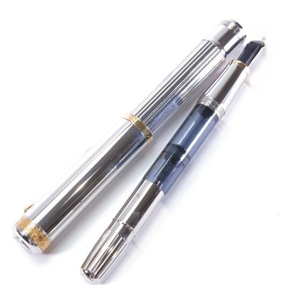 ペリカン PELIKAN 万年筆 マジェスティコレクション プラチナコーティング シルバー925 ペン先750 M7000 中古 |  LINEブランドカタログ