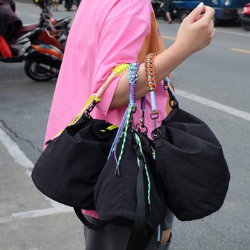 手織傘繩尼龍雙向水桶包