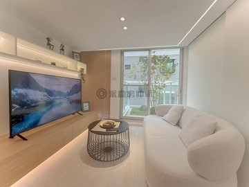 亞灣區漢神商圈全新裝潢溫馨屋｜高雄市苓雅區自強三路