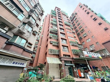 行情價 篤行路高樓邊間三房｜搶手釋出景觀宅｜新北市板橋區篤行路三段