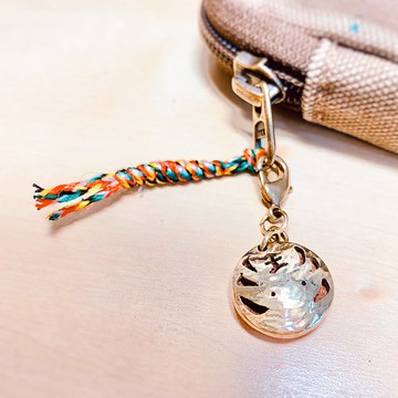 虎發發 | 手敲紅黃銅小虎牌