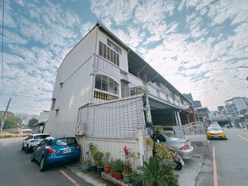 超Ａ 正水湳商圈｜衛道旁臨路邊間美透天｜｜台中市北屯區平德路