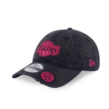 【NEW ERA X NBA X PHANTACI 2K25 SERIES】New Era 9TWENTY 920 NBA X PHANTACI 聯名棒球帽 湖人隊