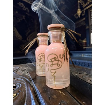 👑《泰皇金桃花香氛》 泰國神祐・王級金桃花之作 🇹🇭 泰國能量系師傅 —— 阿贊羽親手調製。